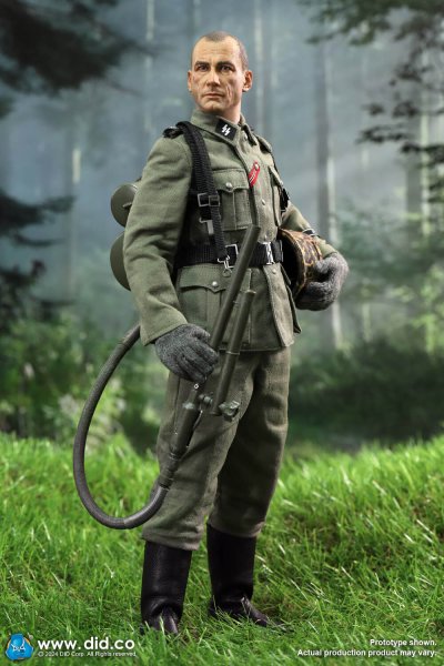 画像1: 予約 DID WWII German LAH Division Flammenwerfer Rottenführer – Joerg   1/6  アクションフィギュア   D80177 (1)