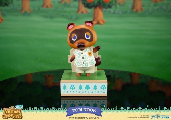 画像1: 予約 First 4 Figures  あつまれ どうぶつの森    Tom Nook   21.5cm スタチュー  ACRTNST (1)