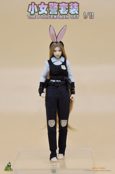 画像1: 予約 CUKE TOYS  The Policewoman Set 1/12  素体なし 頭彫りなし  MA-12005  (1)