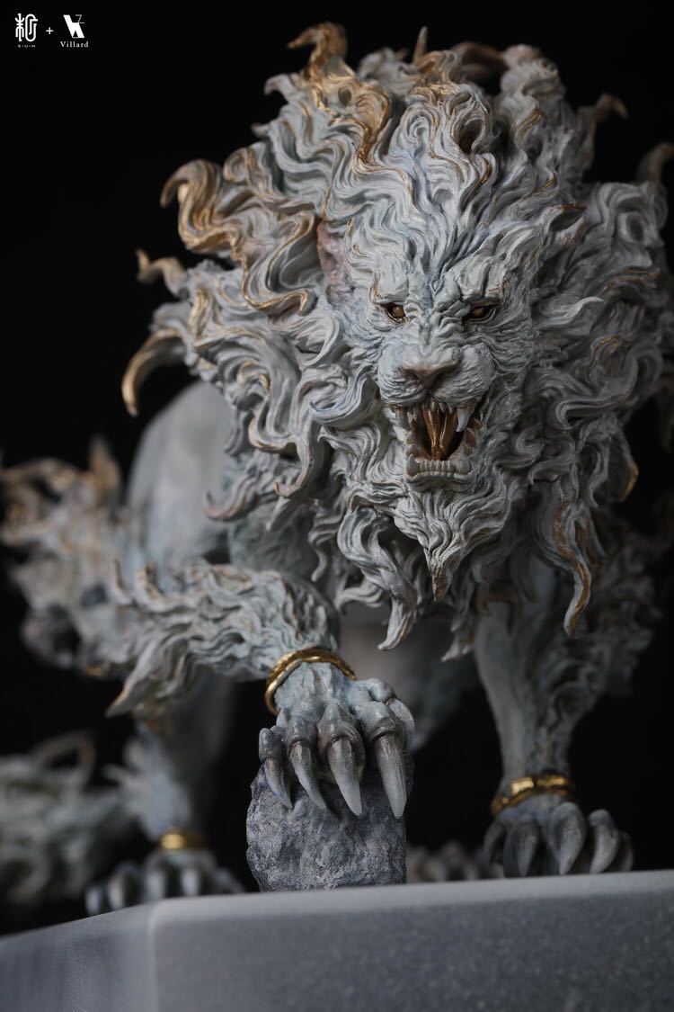 末那末匠 ホワイトライオン White Lion by 岡田恵太 スタチュー 全長約40cm